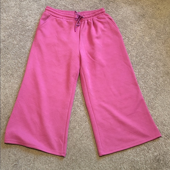 Beeson River wide leg set from pink desert - Picture 13 of 16